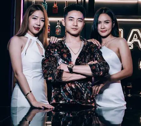 รับงานชงเหล้า